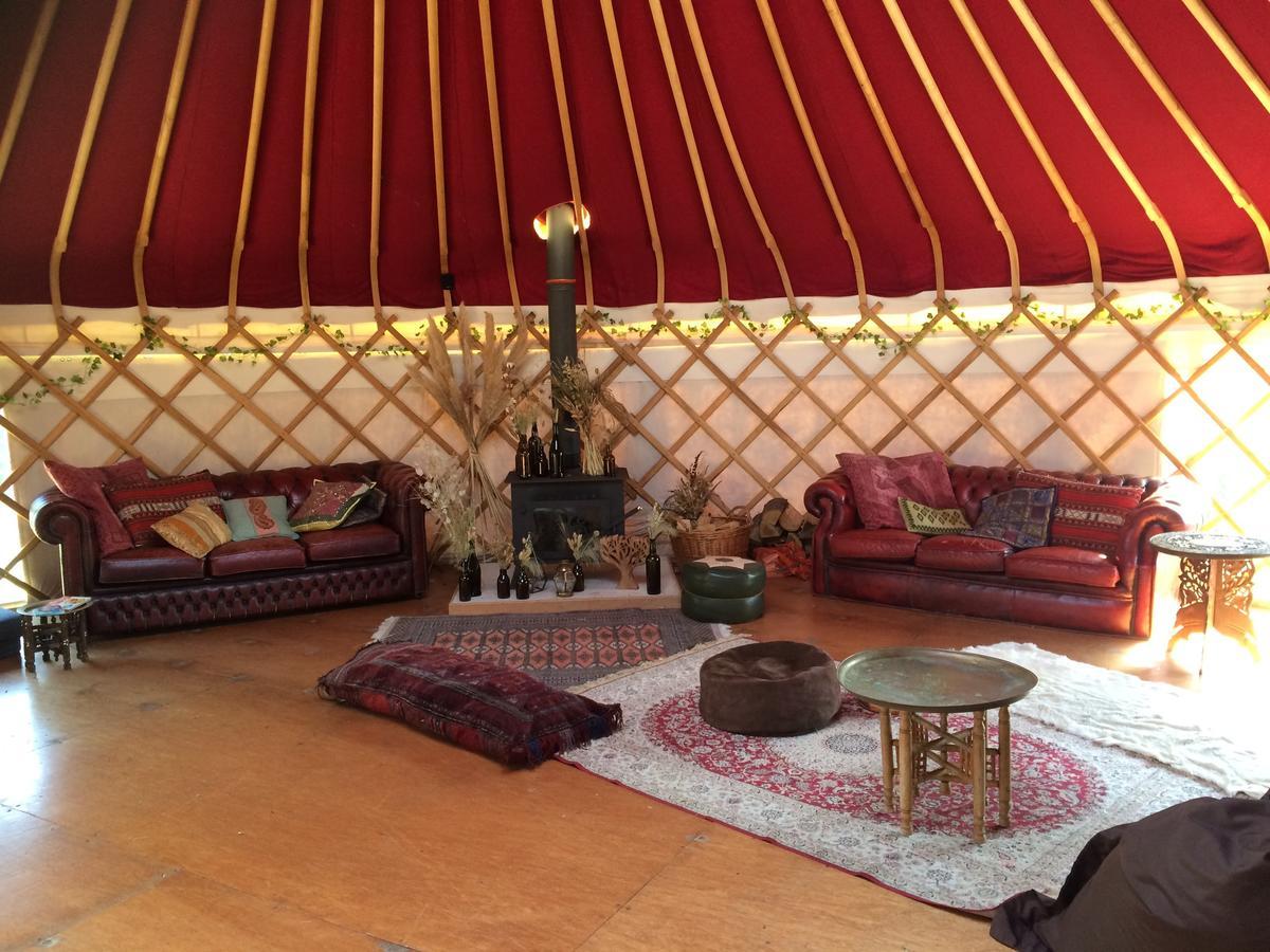 Plush Tents Yurt Village Chichester Esterno foto