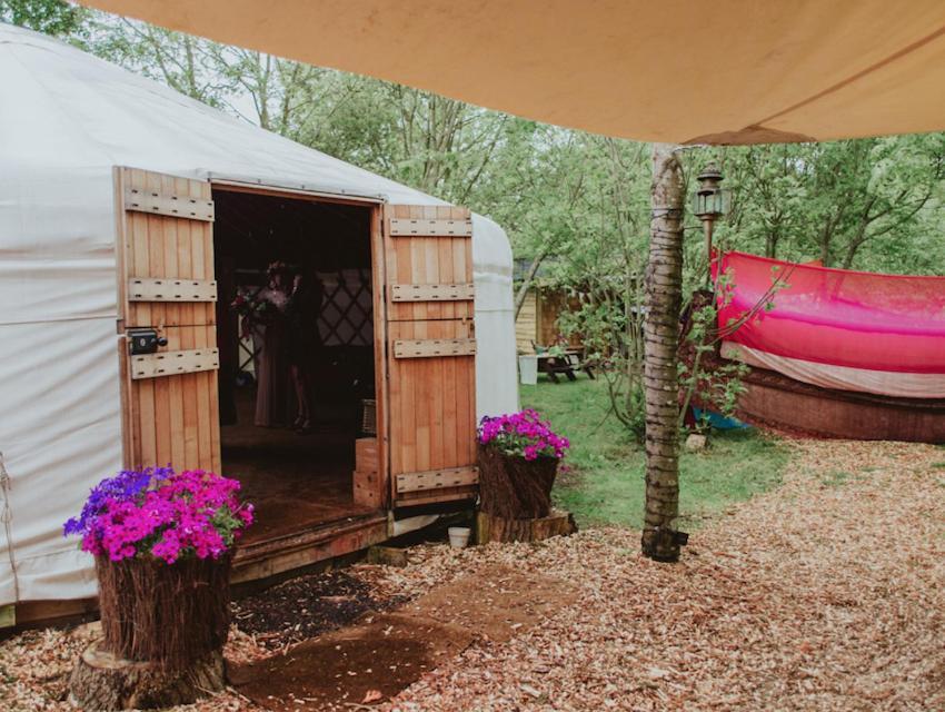 Plush Tents Yurt Village Chichester Esterno foto